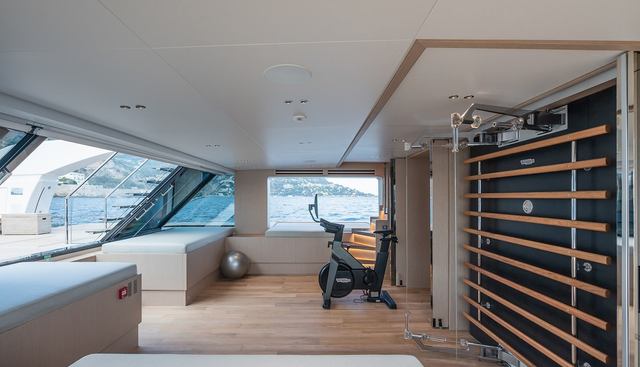 Ami yacht for sale 20