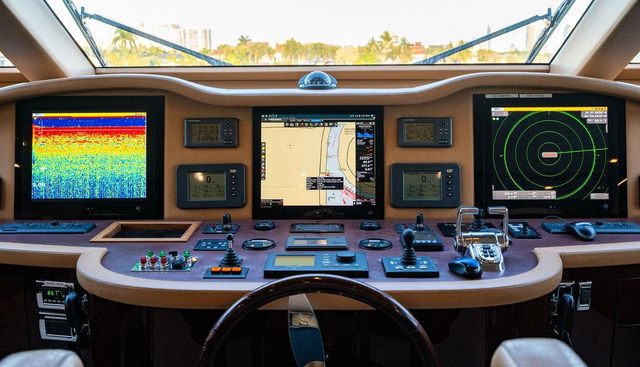 TRUE NORTH yacht for sale 29