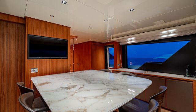 SANLORENZO SX 88 M&M yacht for sale 12