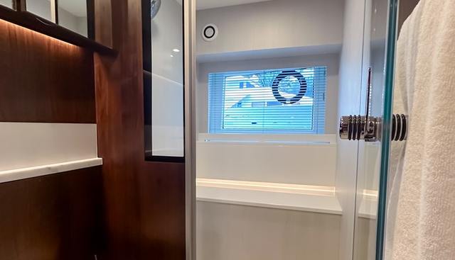 FAIRLINE PHANTOM yacht for sale 20