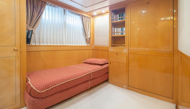 BLUE RIBBON K yacht for sale 14