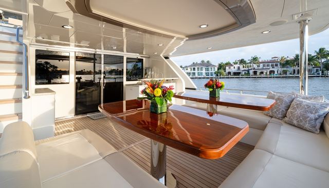 Iridescence yacht for sale 27