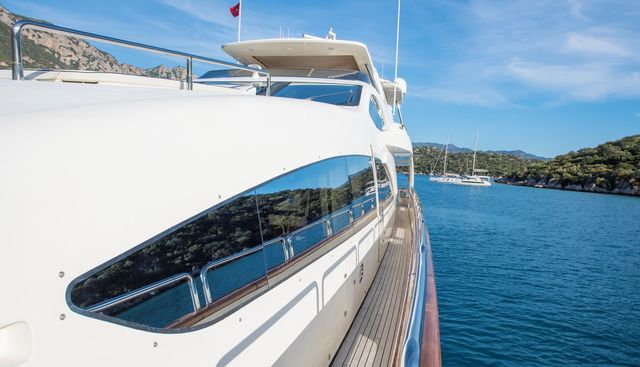 LA RUBIA yacht for sale 37