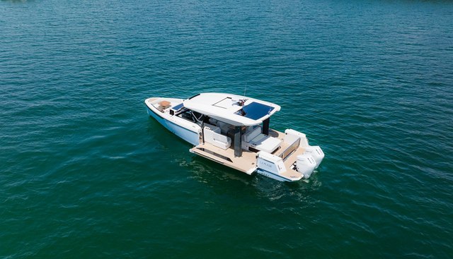 LA PLAGE yacht for sale 3