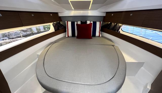 Relation Ship yacht for sale 32