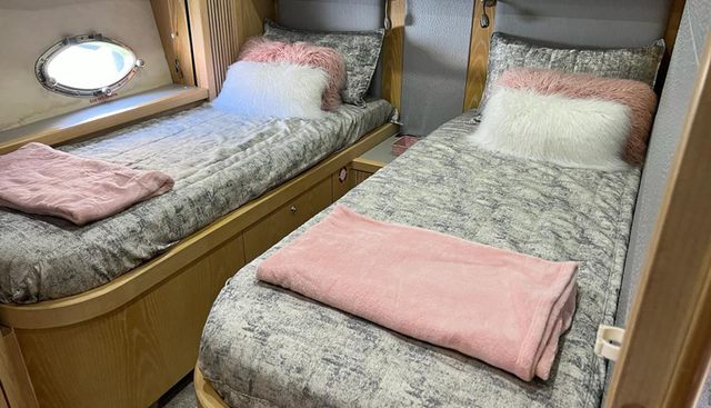 BLACK ZEN yacht for sale 28