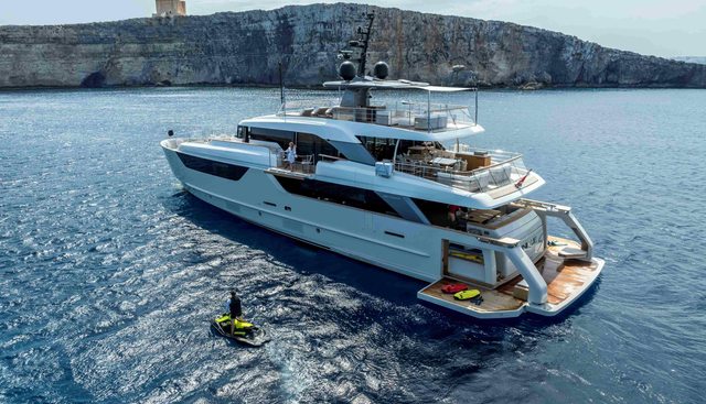 UNIQUE S yacht for sale 2