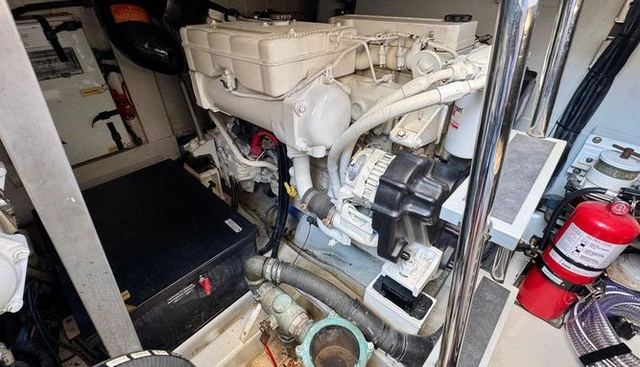 Tangerine Moon yacht for sale 39