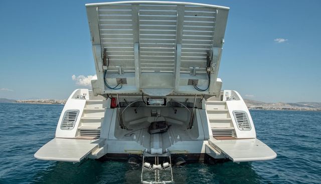 TACHYON yacht for sale 17