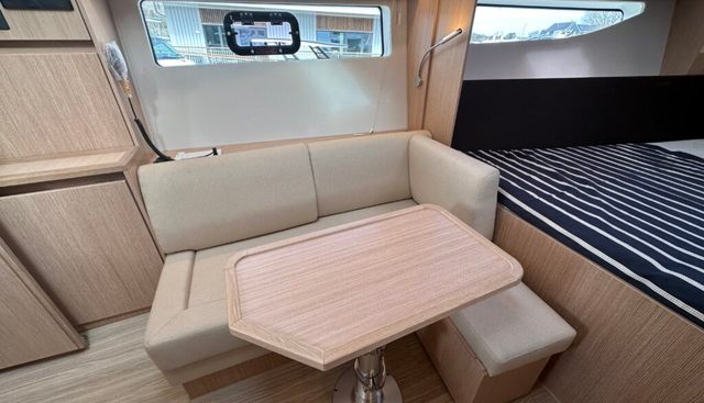 SR35 #171 yacht for sale 17