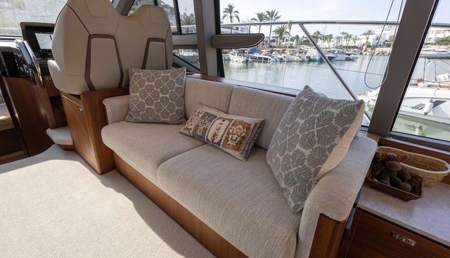 Moose yacht for sale 34
