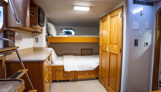 Dozer yacht for sale 47