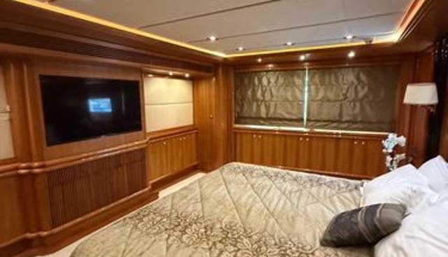 SUNRISE yacht for sale 37