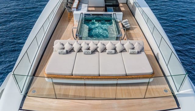 Severin*s yacht for sale 25