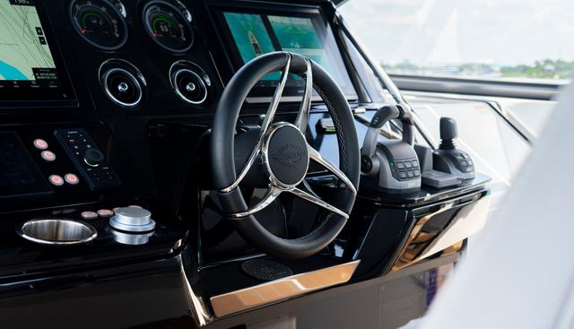 Fin yacht for sale 50