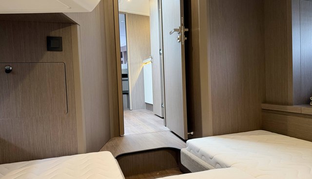 noname yacht for sale 43