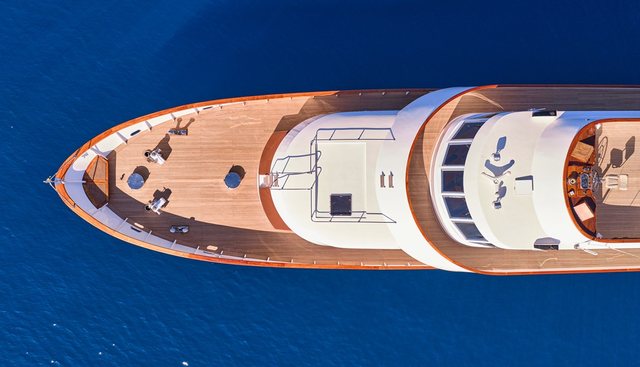MADAME THELMA yacht for sale 8