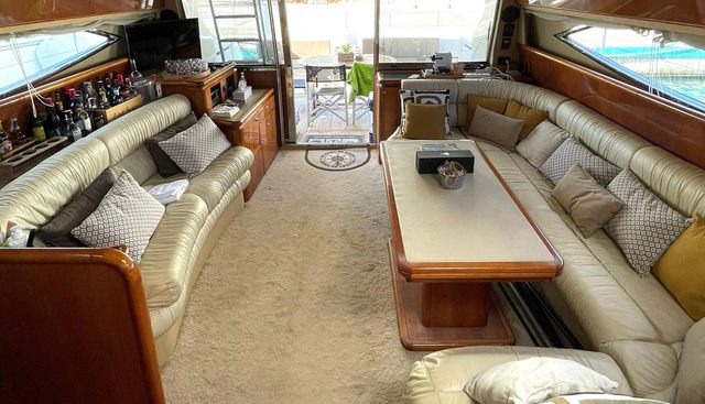 F620 yacht for sale 14