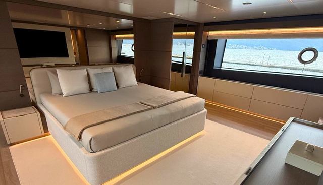 ALBUS yacht for sale 14