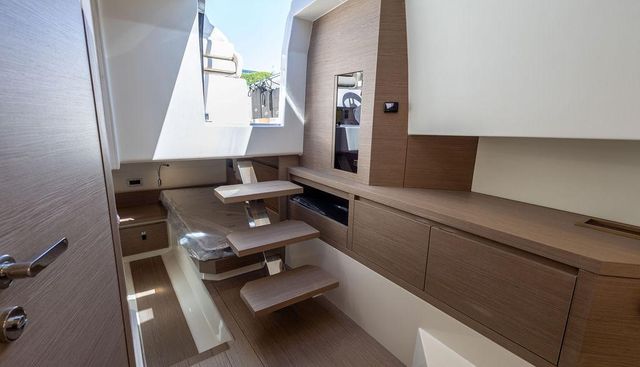 noname yacht for sale 40