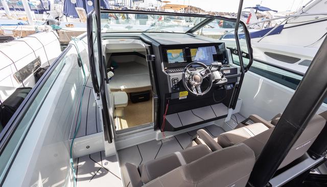 Lifewaves yacht for sale 15