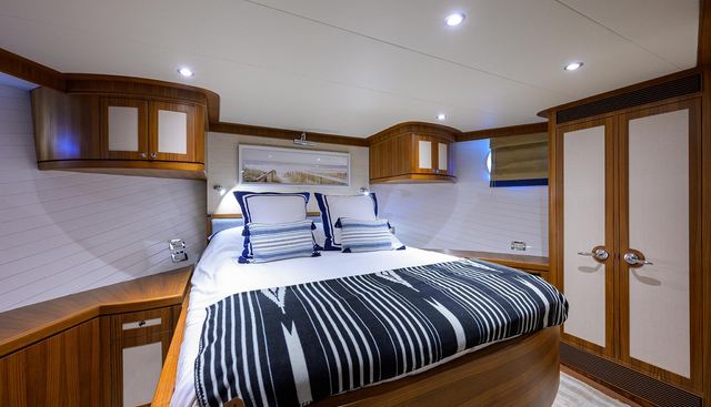 ST. TROPEZ yacht for sale 49