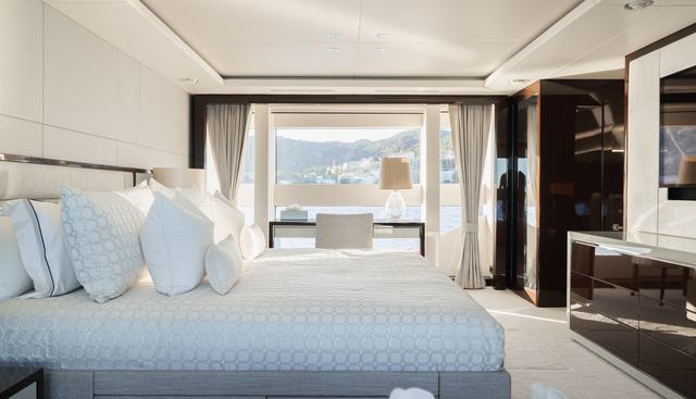 King Power yacht for sale 17