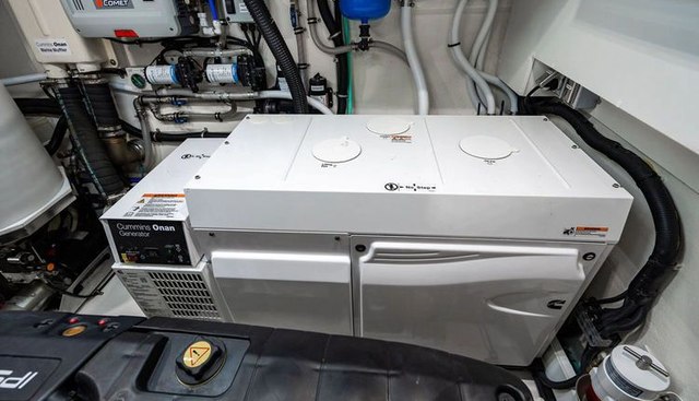 EL MAR V yacht for sale 692