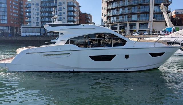 Lucky Us yacht for sale 2