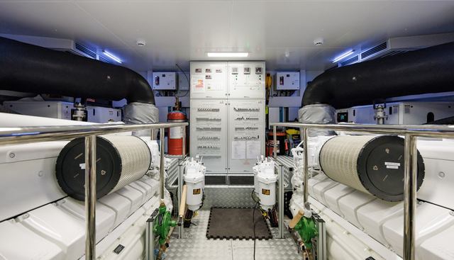STILE DI VITA yacht for sale 38