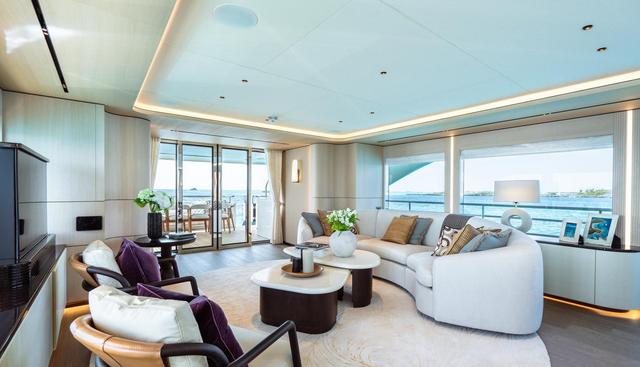 MIDNIGHT SAGA yacht for sale 28