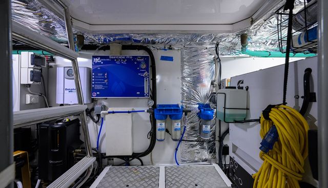 MISS AMY yacht for sale 180