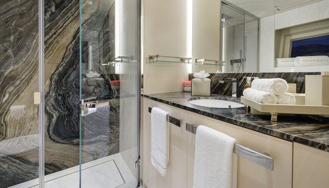 CONFESSA yacht for sale 22
