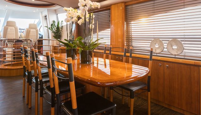 WINNING STREAK yacht for sale 9
