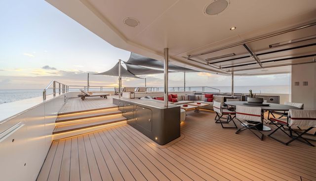 AKULA yacht for sale 47