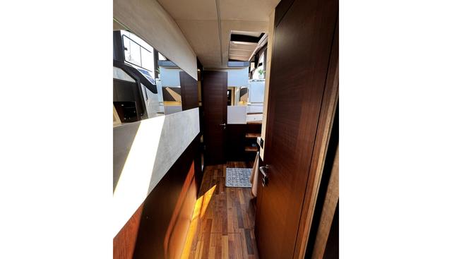 noname yacht for sale 25