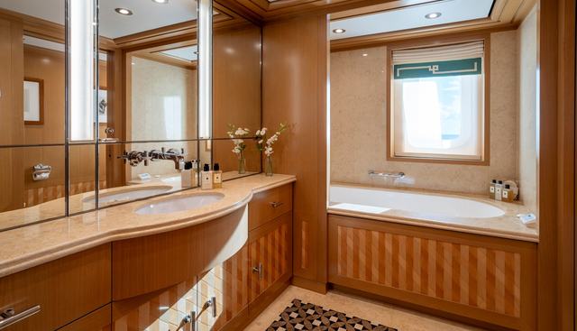 ALFA NERO yacht for sale 24