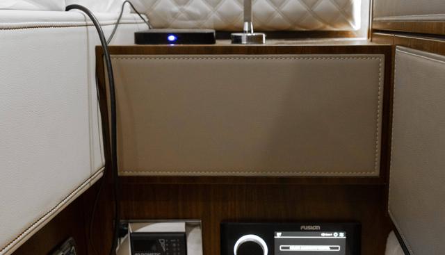 noname yacht for sale 34