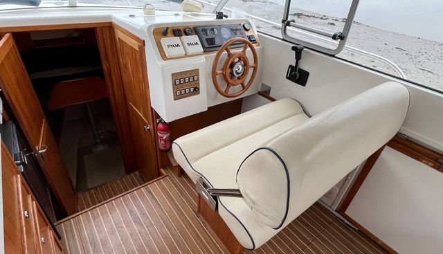 noname yacht for sale 18
