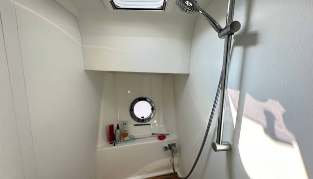 noname yacht for sale 32