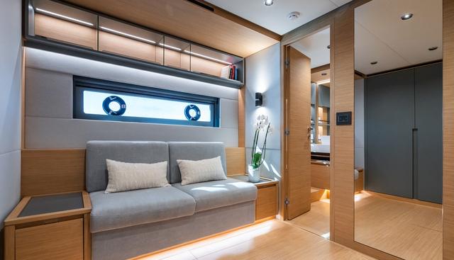 SIMON yacht for sale 32