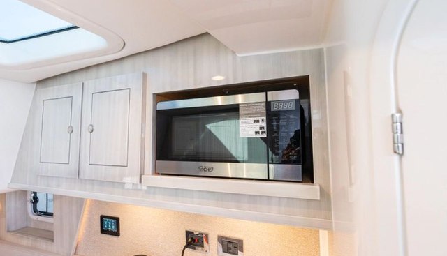 BELLA BROKA yacht for sale 57