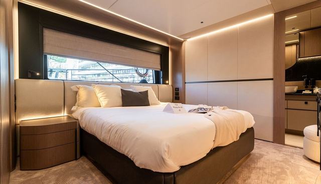 FAMILY SPIRIT yacht for sale 10