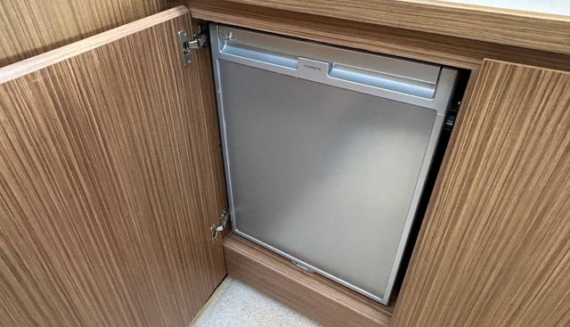 noname yacht for sale 25