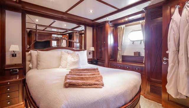 VIRTUE yacht for sale 13