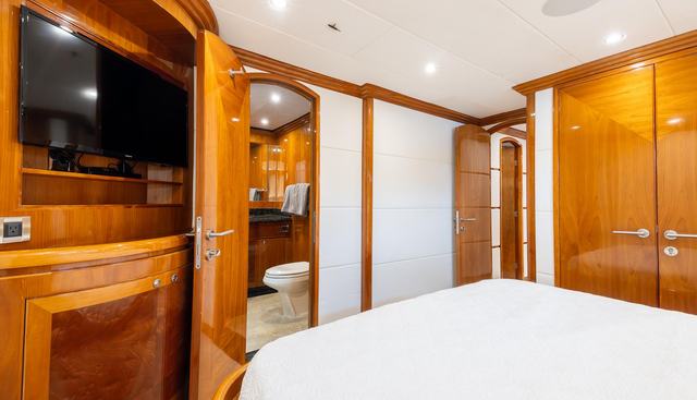 Ocean 1 yacht for sale 72