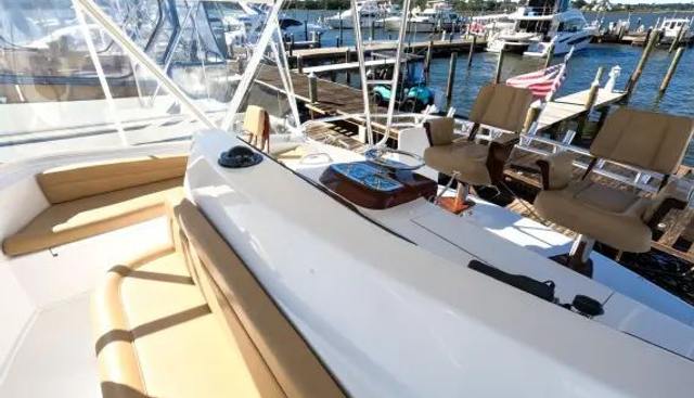 FARMER'S DAUGHTER yacht for sale 10