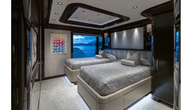Boardwalk V yacht for sale 22