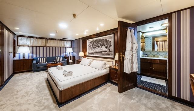 GIN TONIC yacht for sale 19