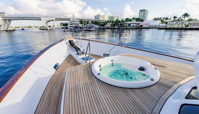 EMPIRE SEA yacht for sale 38
